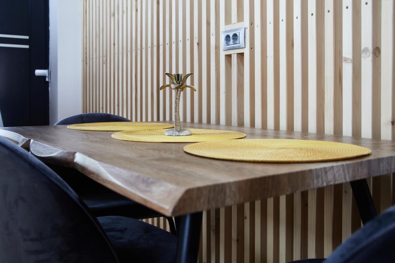 Apartament City La Casa Piano House ,Cu Parcare 알바루리아 외부 사진